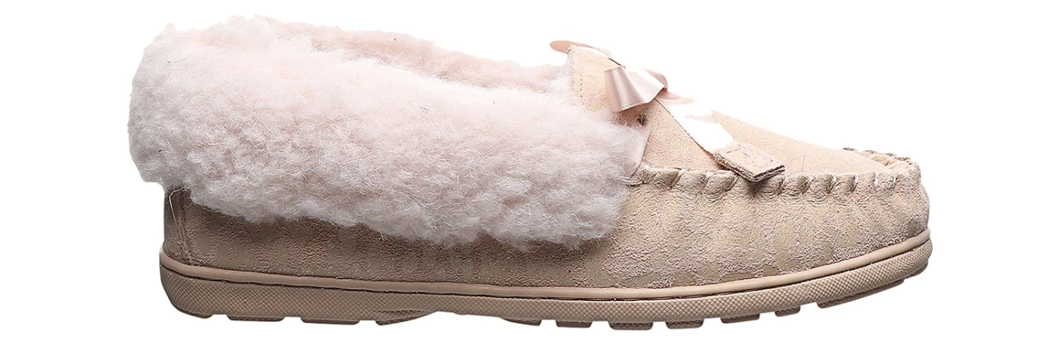 Bearpaw Indio Pink Women's Slipper 2 Bearpaw Indio Pink Women's Slipper - Image 2