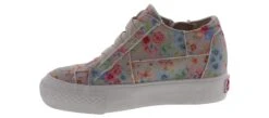 Blowfish Mamba-k Baja Fest Girls’ (13-5) Sneaker 9 Blowfish Mamba-k Baja Fest Girls’ (13-5) Sneaker -Bearpaw Shop blowfish mamba k baja mambakgreybajafest grey04