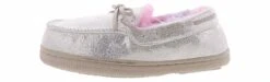 Blue Suede G-Moca Silver Girls’ (11-5) Slipper -Bearpaw Shop bluesuede g moca fur slv gmocasilverslipper silver04