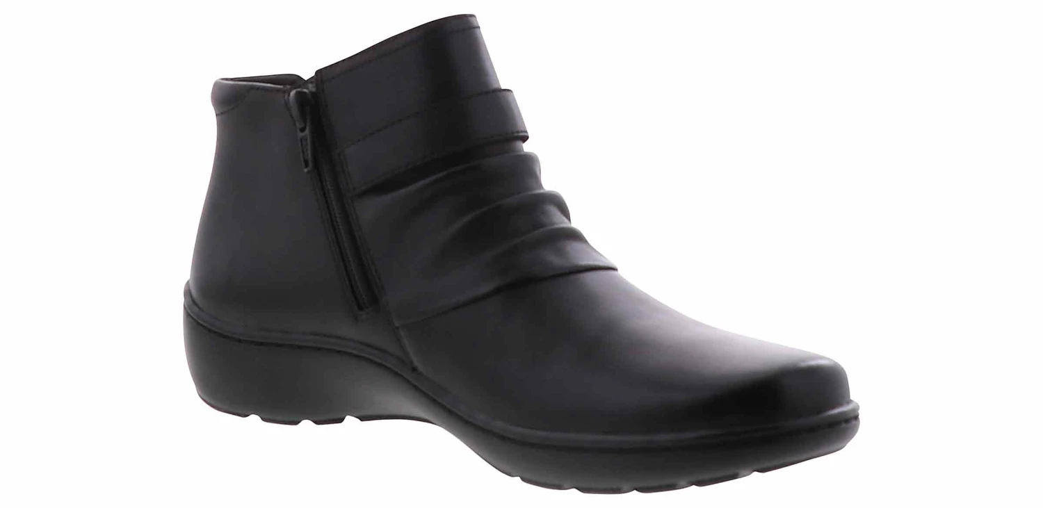 Clarks Cora Women’s Fashion Boot 5 Clarks Cora Women’s Fashion Boot - Image 5