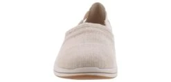 Clarks Breeze Step Women’s Comfort Shoe -Bearpaw Shop clarks 26165291 breezestep natural06