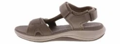 Clarks Mira Bay Women’s Comfort Sandal -Bearpaw Shop clarks 26171413 mirabay natural04