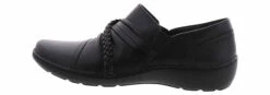 Clarks Cora Braid Women’s Comfort Shoe -Bearpaw Shop clarks corabraidleather 26162128 black04