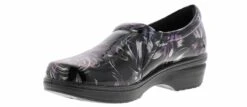 Easy Works Tiffany Women's Slip Resistant Shoe -Bearpaw Shop easyworks tiffany 20 0342 black multi05