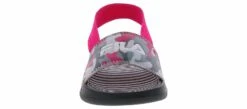 Fila Beyond Evo Prints Toddler Girls’ (5-10) Slide Sandal -Bearpaw Shop fila 7sm01556 032 beyondevoprintstoddler black06