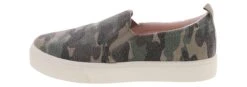 Skechers Poppy Camo Women’s Casual Shoe -Bearpaw Shop skechers 155481 camo poppycamo camo04